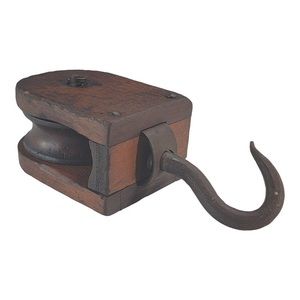Vintage Block & Tackle Wooden Pulley Primitive Antique Metal Barn Hook Pulley